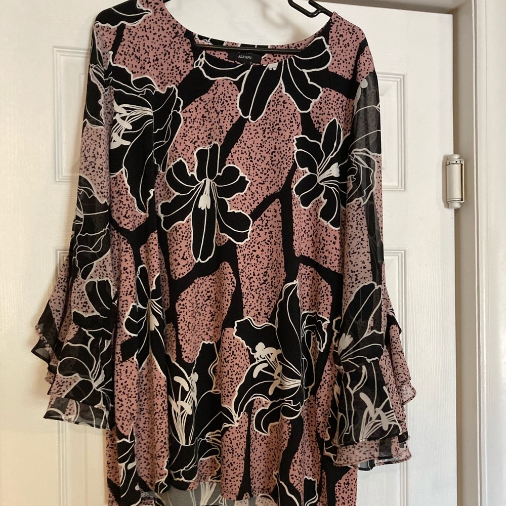 Alfani extra large blouse pink black